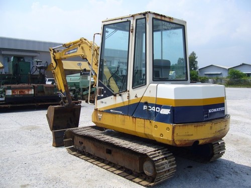 Product picture Komatsu PC40-6 SN 10001 & up Hydraulic Excavator Operation and Maintenance Manual - #1 DOWNLOAD