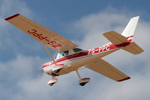 Product picture Cessna 150 M 150M Pilots Operating Handbook Manual POH*